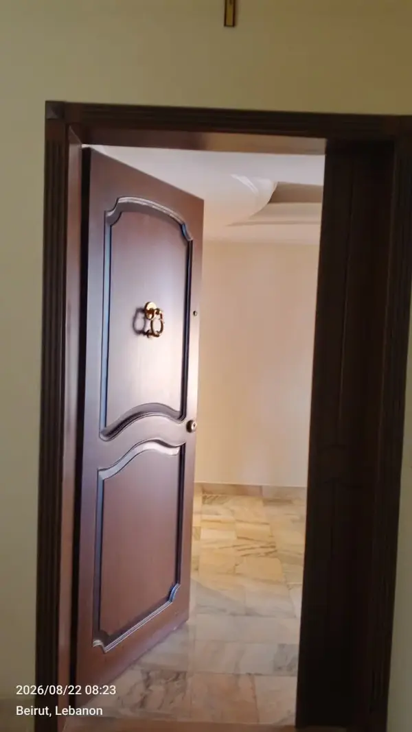 For Rent: Apartment in Achrafieh