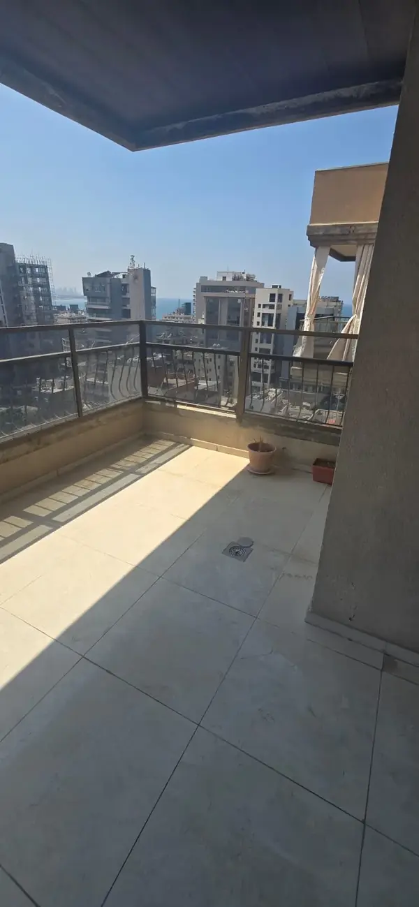 For Sale: Apartment in Jal El Dib