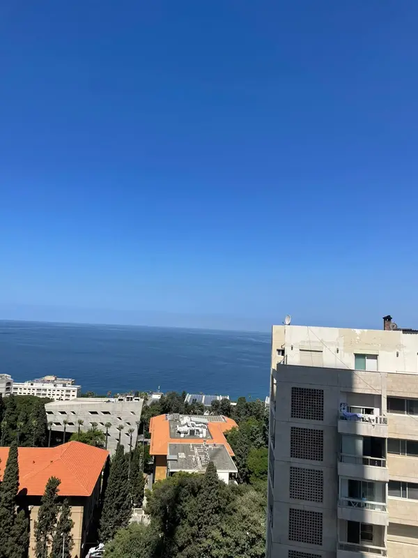For Sale: Apartment in Hamra