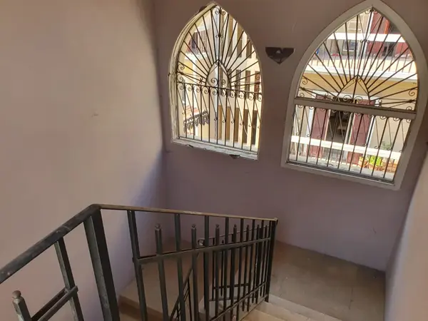 Building of 3 Floors with Front Garden for Sale in Achrafieh