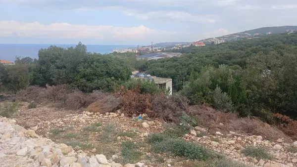 950 SQM Land with Sea View For Sale in Thoum, Batroun
