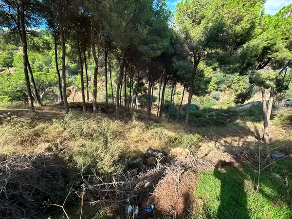 1,699 SQM Land For Sale in a Prime Location In Mansourieh