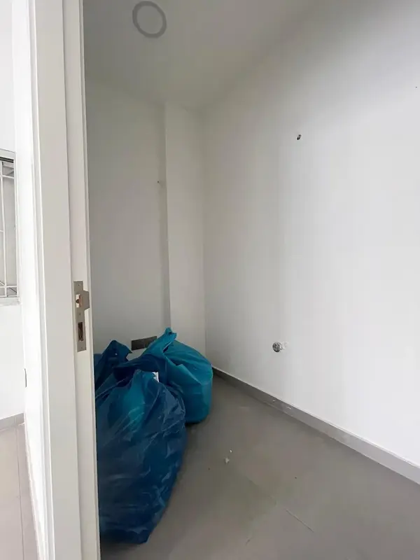 50 SQM Shop for Sale – Zalka