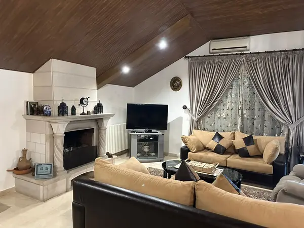 Apartment for Sale in Baabdat
