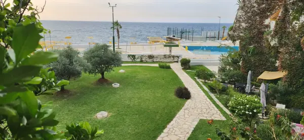 Chalet for Sale in Safra Marine