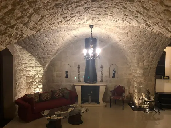 Villa for Sale in Ajaltoun