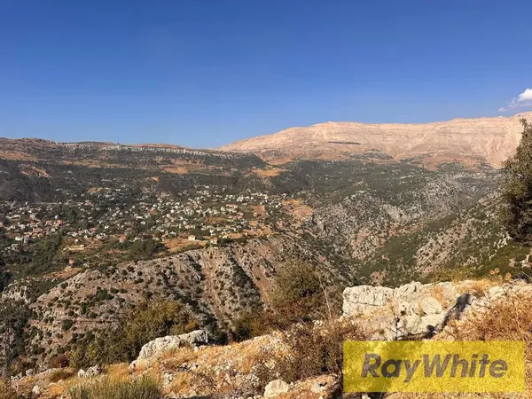 Land For Sale In Zaarour – 740 Sqm