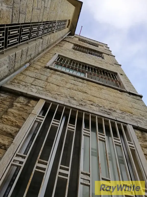Whole Building For Sale In Bhamdoun