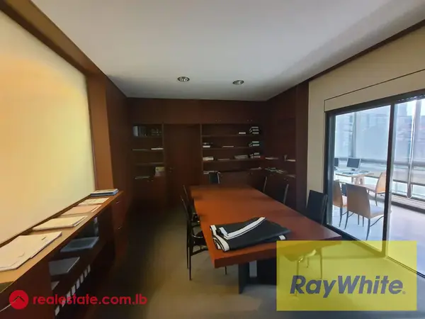 Offices And Warehouse For Sale In Mansourieh