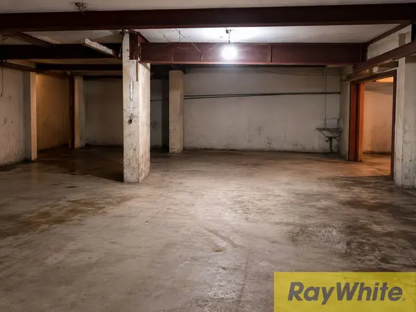 Warehouse For Sale In Mar Elias
