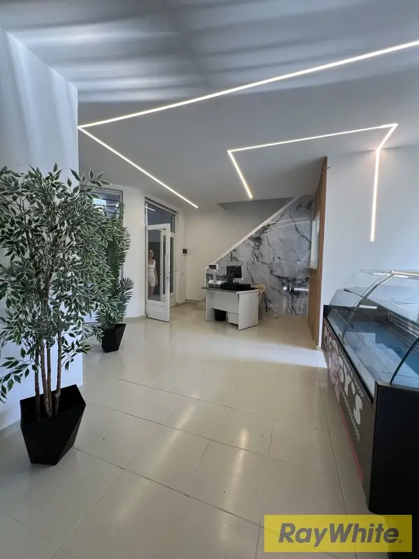 Shop For Sale In Zalka – 80 Sqm