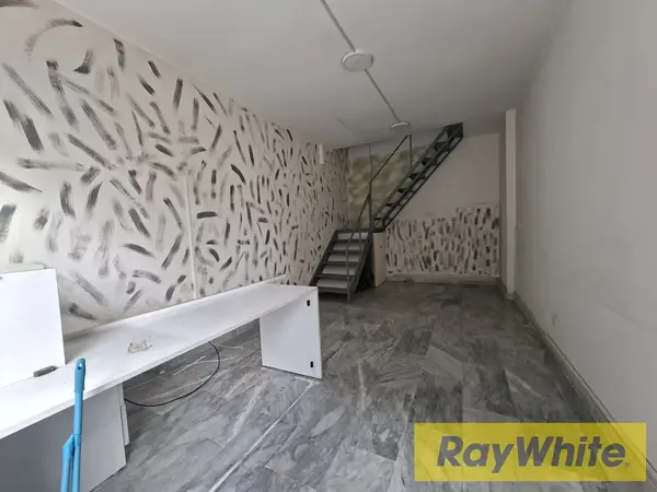 Shop For Sale In Zalka