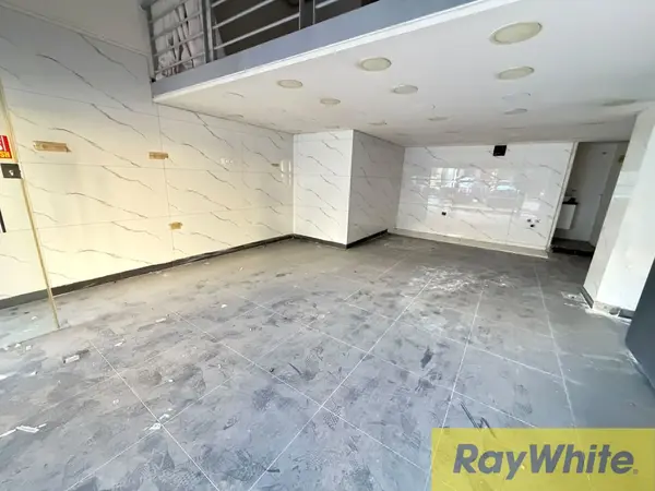 Shop For Sale In Ras El Nabeh