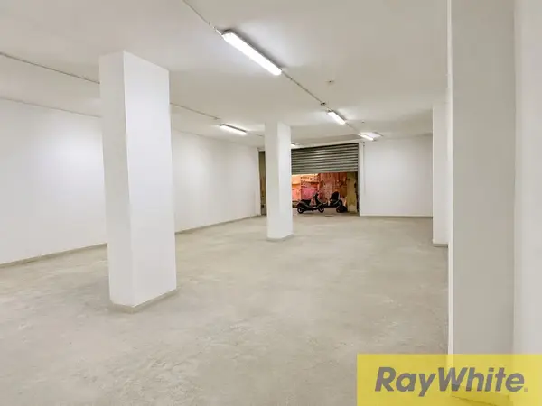 Warehouse For Sale In Saifi