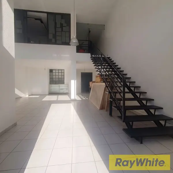 Prime Commercial Shop – Jisr El Basha For Sale