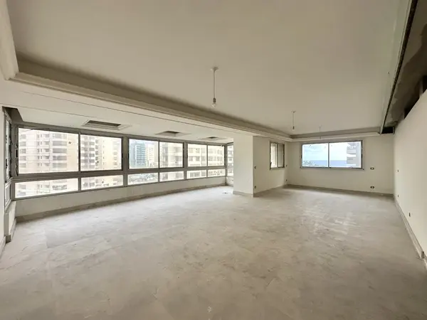 4BR Apartment for Sale in Ramlet Al Baida