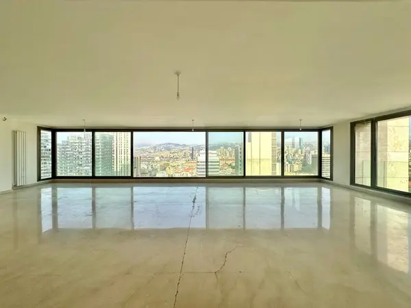 4BR Apartment for Sale in Clemenceau