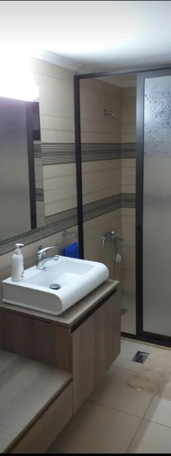 A luxury Apartment For Sale in Louize