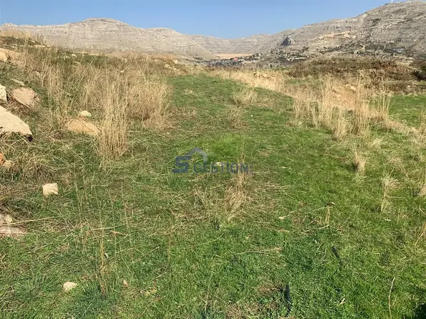 Land for Sale in Faqra