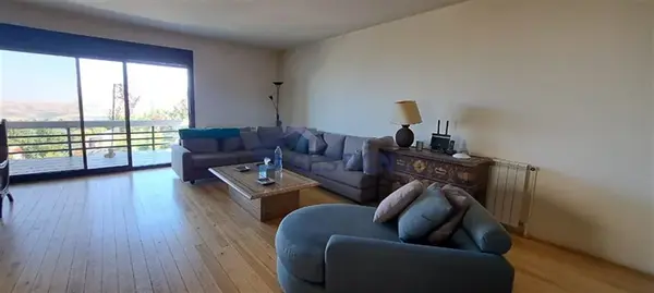 Chalet for Sale in Faqra