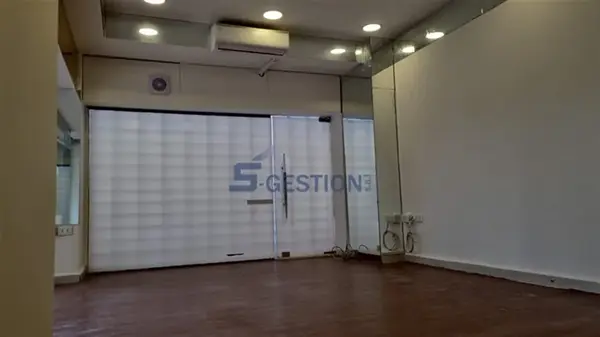Shop Commercial Premises for Rent in Badaro