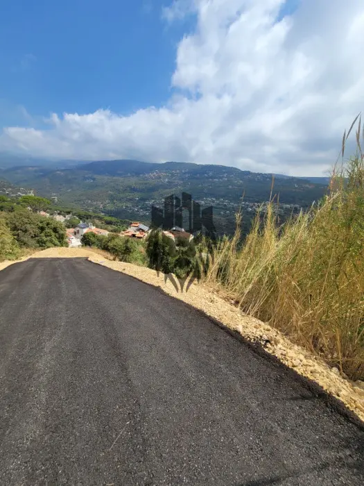 Land For Sale In Baabdat