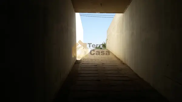 Haouch el omara warehouse 500 sqm prime location truck entrance #4486
