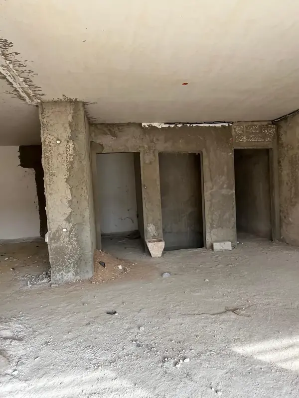 Zahle shop three facades 150 sqm for Rent Ref#6045