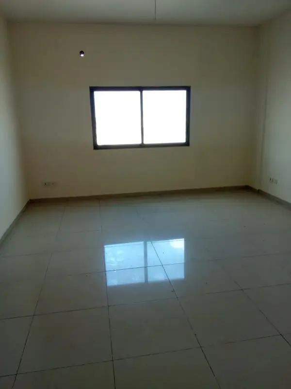 Chtoura office 462 sqm for Rent prime commercial center #6492