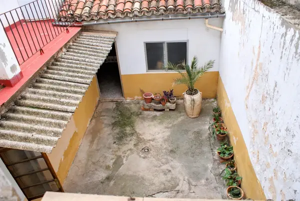 Spain get your residency! house 3 floors need renovation #008115