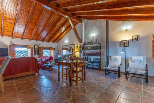 Spain get your residency! completely renovated house with rustic finishes 008985