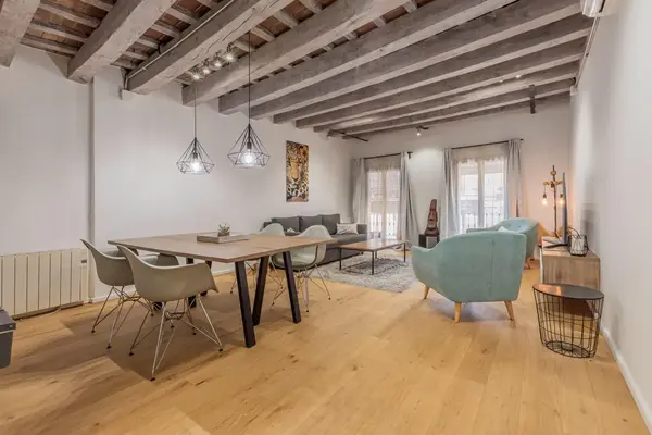 Spain get your residency! renovated brand-new apartment prime location PR-00457