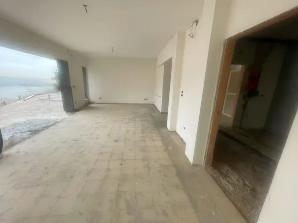 Elegant Apartment for Sale in Adma